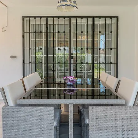 Center By Dahlia Group Holiday home Marbella